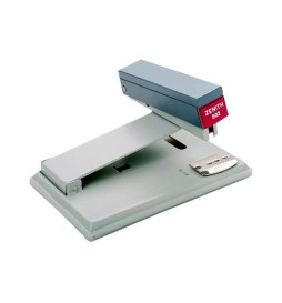 CUCITRICE ZENITH 502